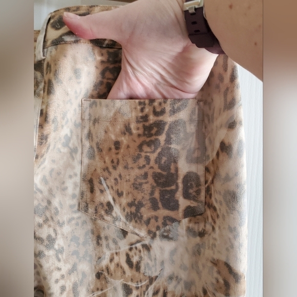 EUC Dana Buchman animal print size 12 womens pants - Picture 5 of 7